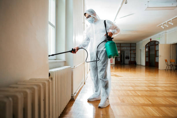 Best Residential Pest Control  in Spirit Lake, IA